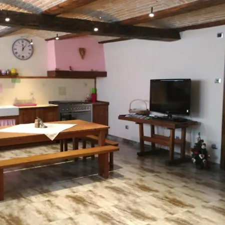 A Due Passi Da... Apartment Aosta Exterior photo