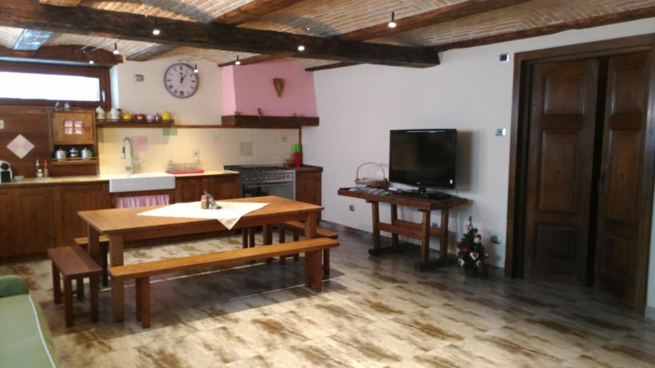A Due Passi Da... Apartment Aosta